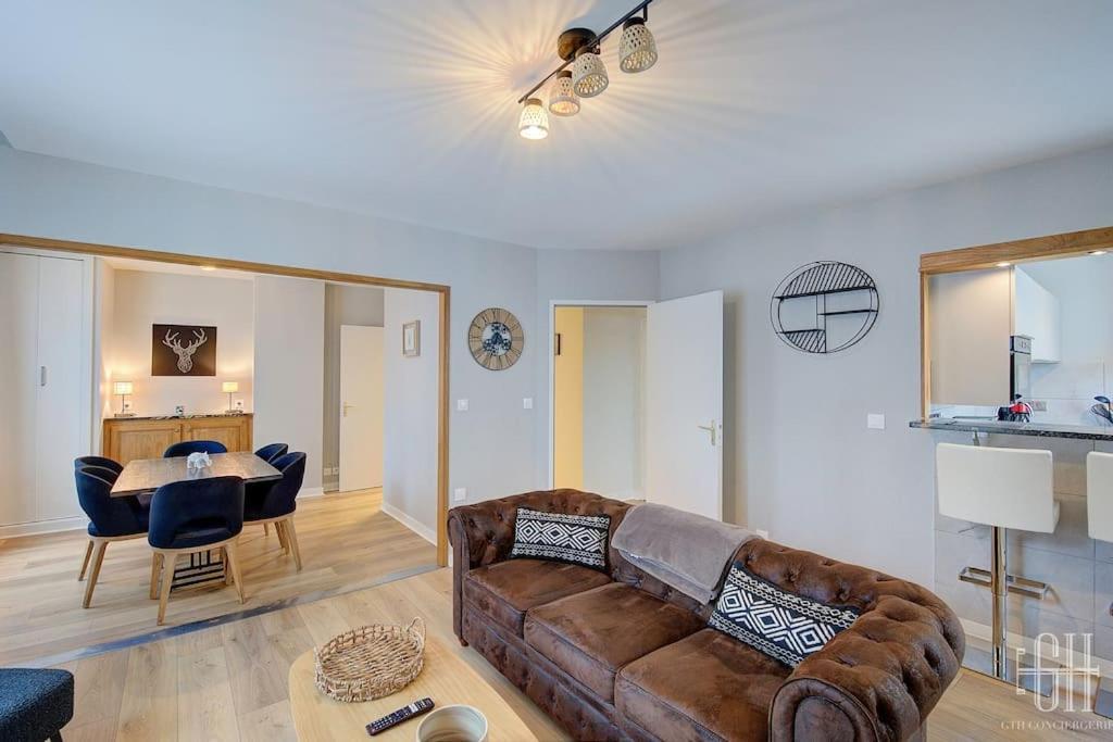 Begonia - Place Plumereau * Tours